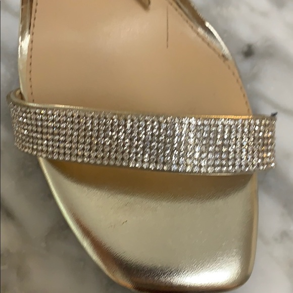 Brilliant Jewel Badgley Mischka Gold Heels - Picture 4 of 6